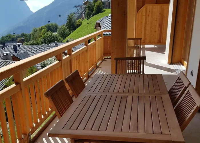 Vaujanylocations - Domaine Du Patre